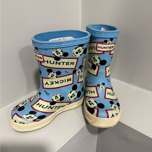 Baby hunter Mickey Mouse Disney rain boots size 5